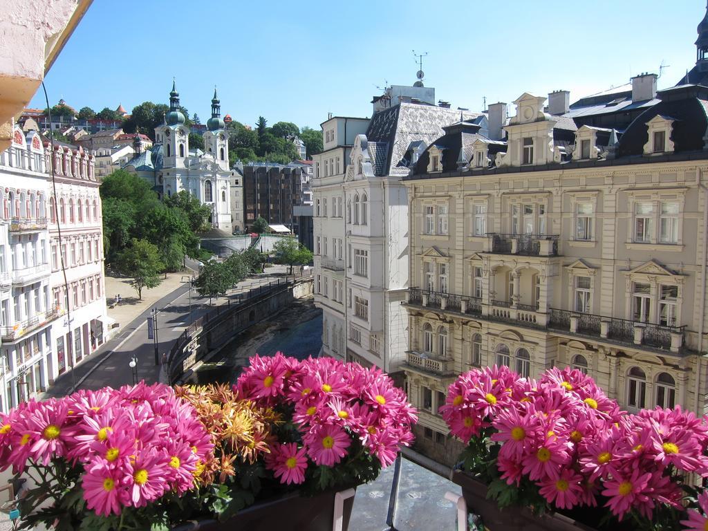 Madonna Apartments Karlovy Vary Pokoj fotografie